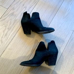 Frye Leather cut out booties size 7- worn under 5 times
